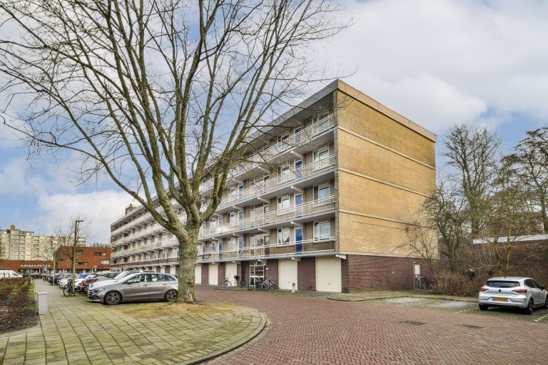Foto 2 van Hoeksewaard 93 vergroten
